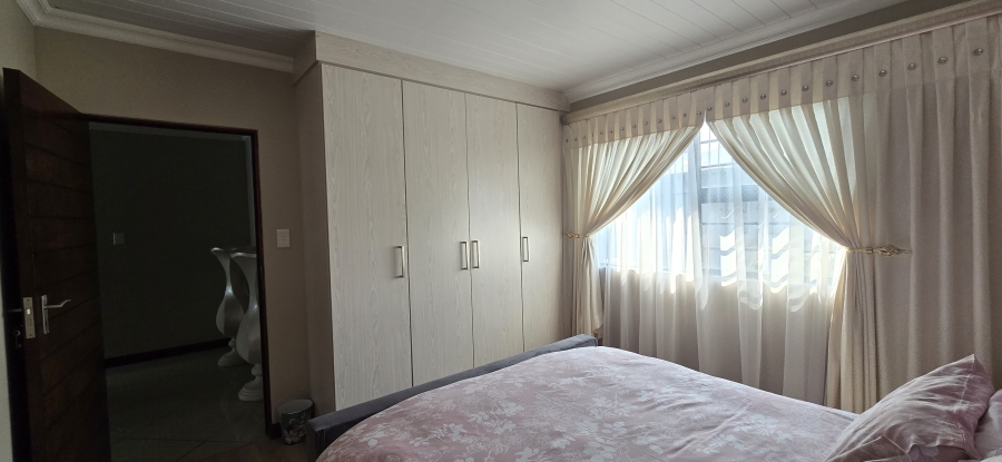 To Let 3 Bedroom Property for Rent in Cashan North West